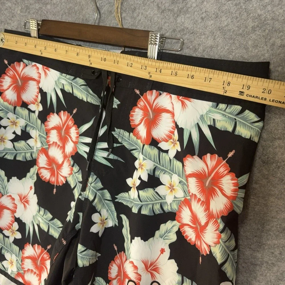 HVIII Brand Goods Board Shorts‎ Mens 40 Black Floral Pockets 8.5